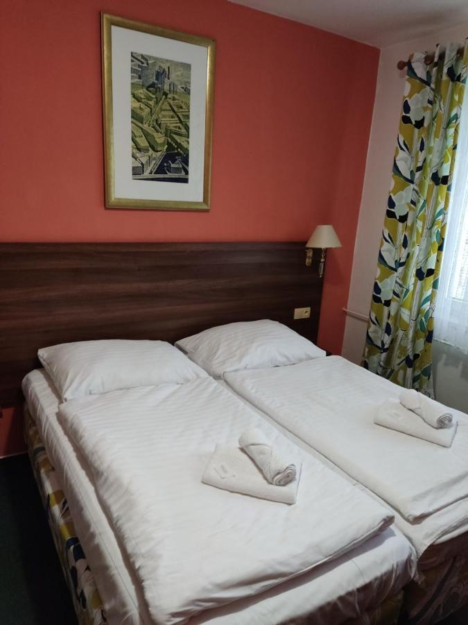 Hotel Formanka Hustopeče Esterno foto